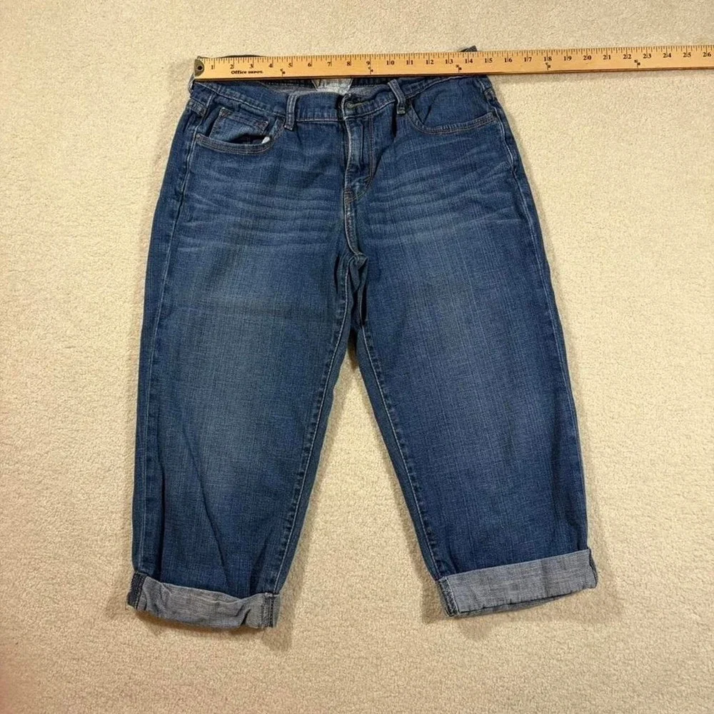 Levi's Women's Capris Jeans Size 8 Darkwash‎ Denim